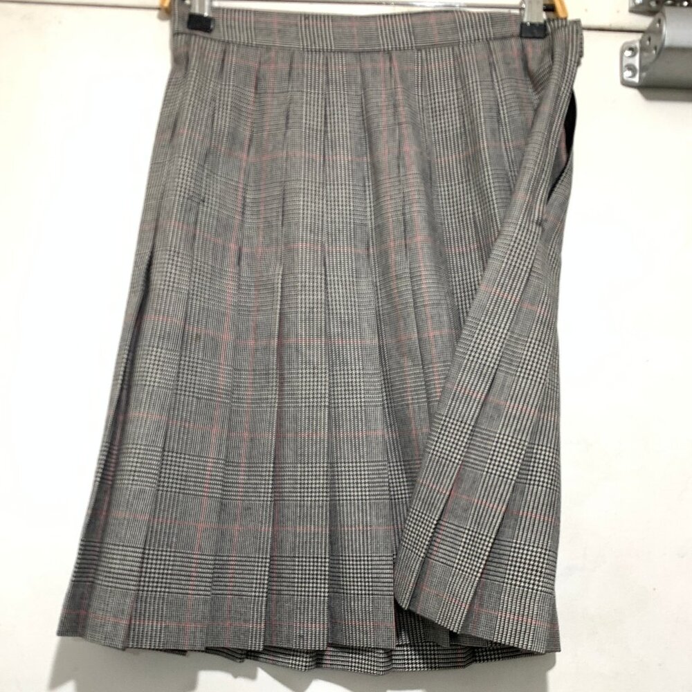 VINTAGE COURAGEOUS WOOL PLEATED PLAID SKIRTS SIZE 10